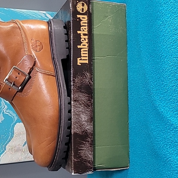 Timberland Boots - Picture 2 of 12